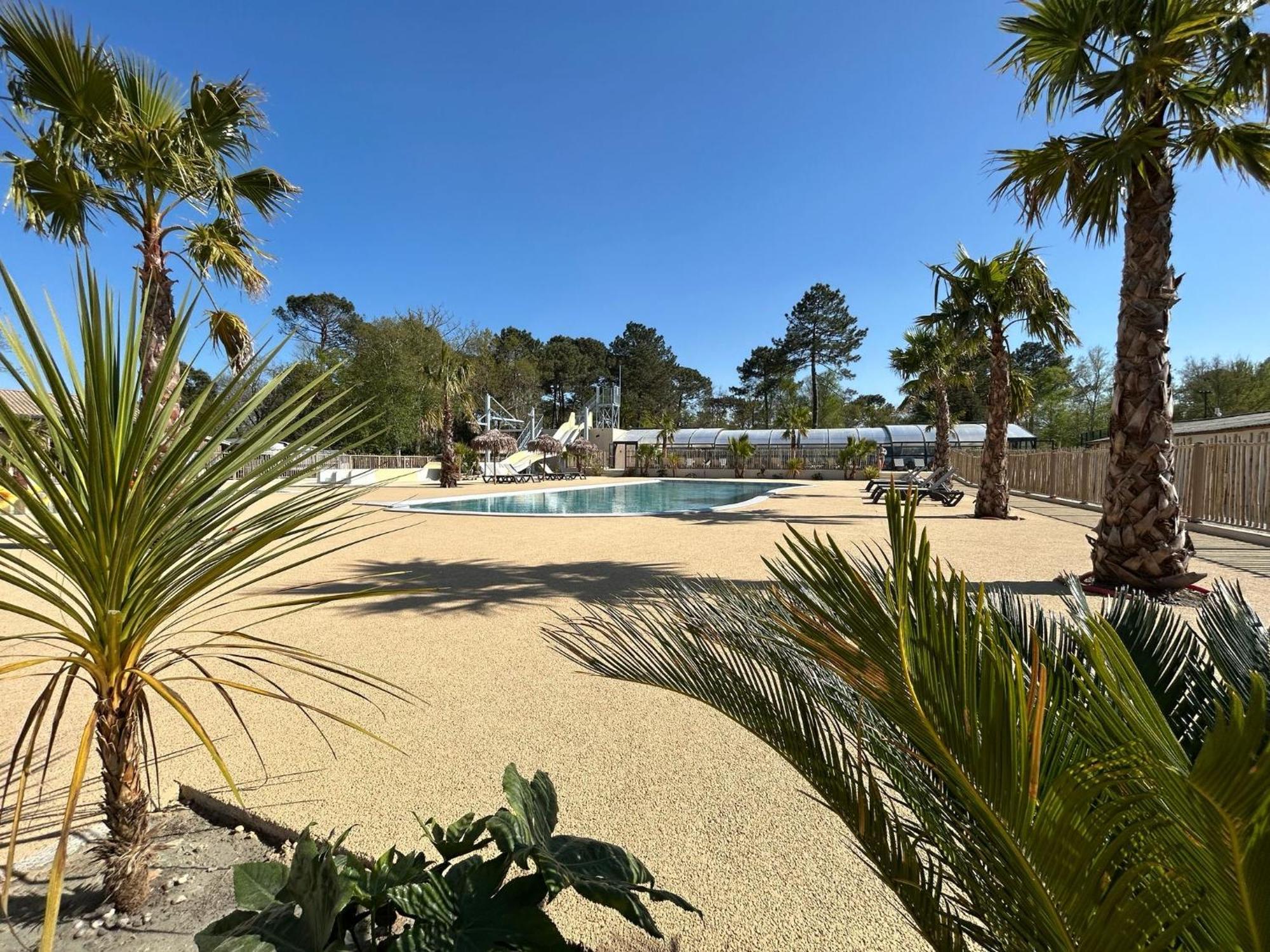 Camping Les Ourmes Hourtin Exterior photo